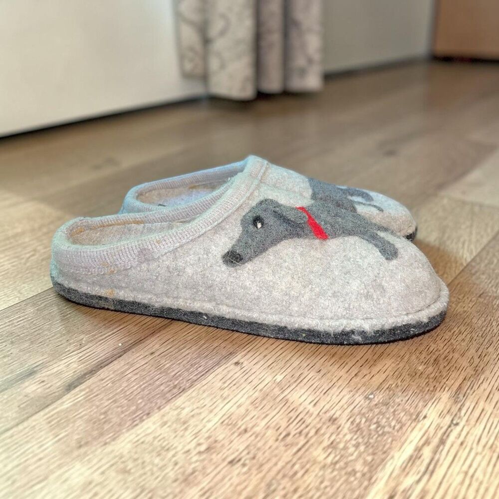 HAFLINGER Women's 39/6-6.5 Gray 100% Pure New Wool Puppy Dog Slippers Germany